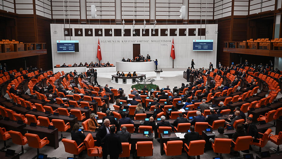 Fon Krizi Çözümünde Yeni Adımlar: Meclis'e 10 Maddelik Teklif ve Ödeme Planı