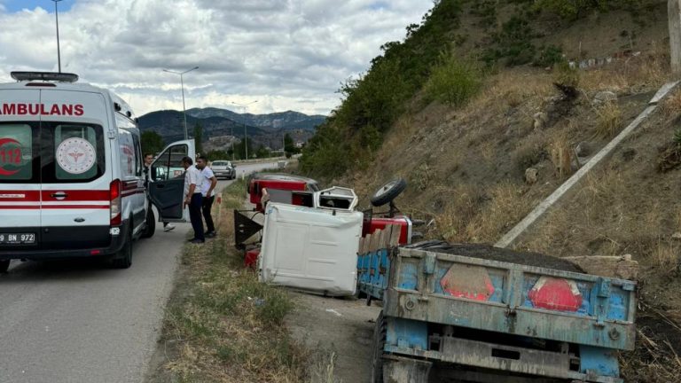 Çorum’da devrilen traktörün sürücüsü yaralandı