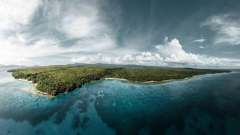 Pasifik'teki Vanuatu yakınlarında 7,3 büyüklüğünde deprem meydana geldi