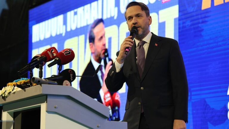 Enerji ve Tabii Kaynaklar Bakanı Alparslan Bayraktar: Türkiye enerjide bağımsızlaştıkça ekonomisi güçlenecek