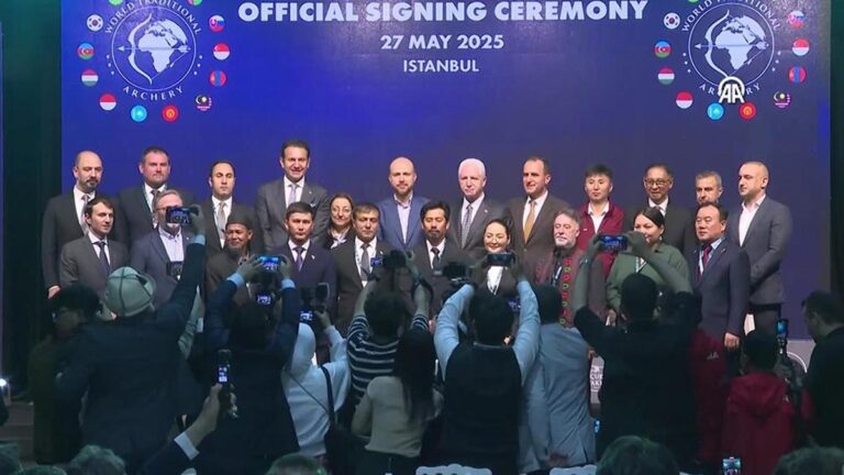 13. Uluslararası Fetih ve Açık GLL Stone Açık GLL Törenleri Öznur Cüre Gij