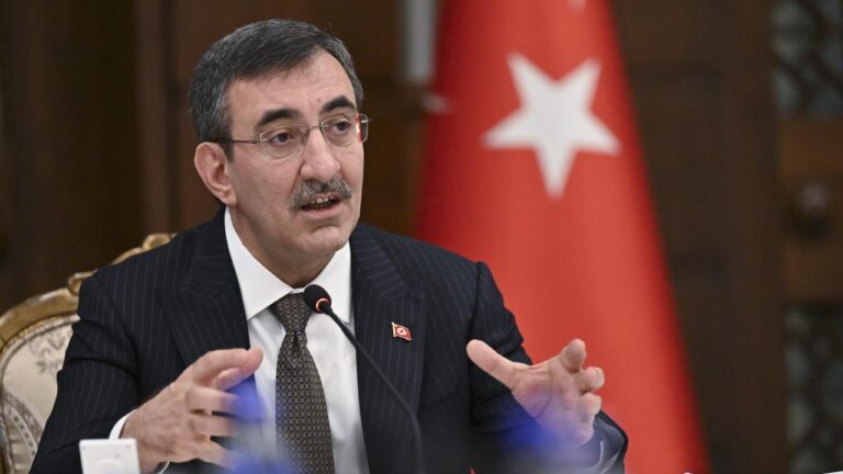 “İsrail işlenen suçlara yeni bir tane ekledi”